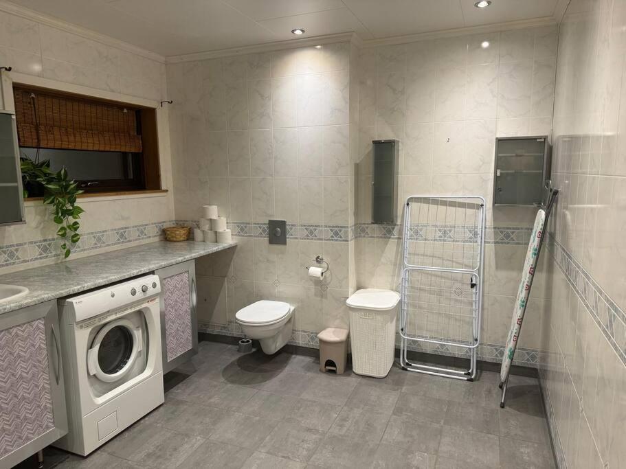 Spacious Apartment, 15 Min Walk To Center * Tromsø